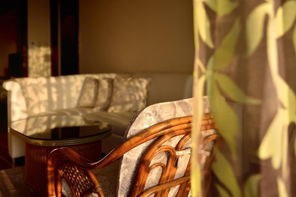 Exes Ishigaki Hotel Ishigaki  Exterior photo