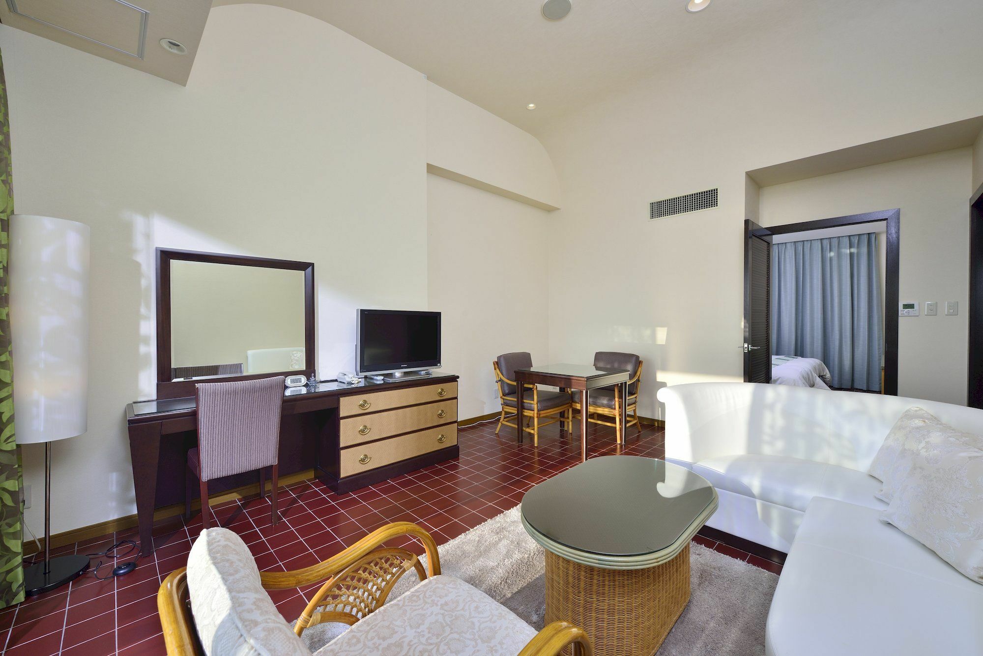 Exes Ishigaki Hotel Ishigaki  Exterior photo